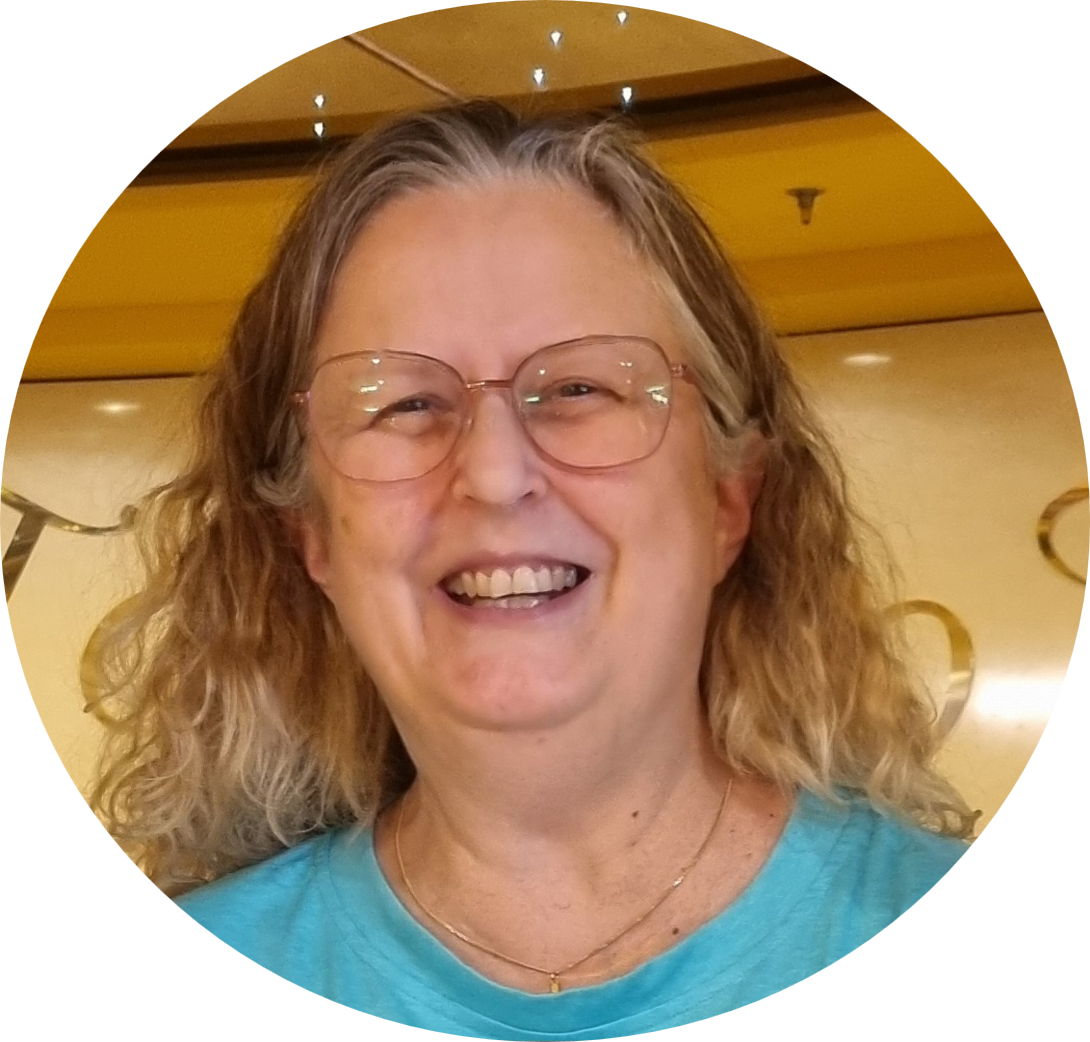 Kim Vale Round Headshot